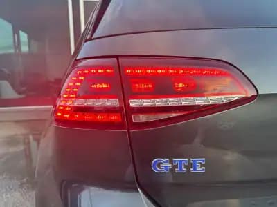 Vendo Volkswagen Golf 2015 - 16900 EUR, 139035 km - AUTO.MOTO.pt