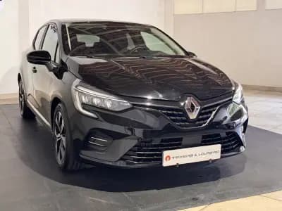 Vendo Renault Clio 2023 - 16250 EUR, 68855 km - AUTO.MOTO.pt