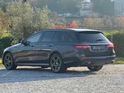 Sell Mercedes-Benz E 300 2020 - 32899 EUR, 142500 km - AUTO.MOTO.pt