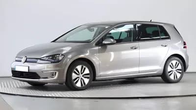Vendo Volkswagen e-Golf 2016 - 9990 EUR, 130000 km - AUTO.MOTO.pt