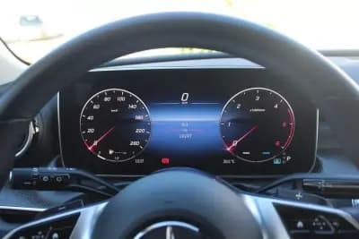 Sell Mercedes-Benz C 200 2024 - 39980 EUR, 19384 km - AUTO.MOTO.pt