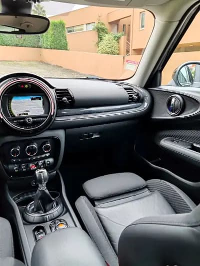 Sell MINI Clubman 2017 - 17750 EUR, 118000 km - AUTO.MOTO.pt