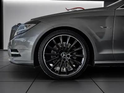 Sell Mercedes-Benz CLS 350 2013 - 26950 EUR, 199000 km - AUTO.MOTO.pt