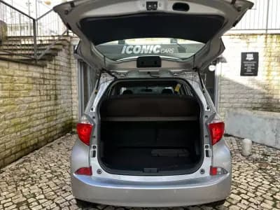 Sell Toyota Verso-S 2011 - 7990 EUR, 126450 km - AUTO.MOTO.pt