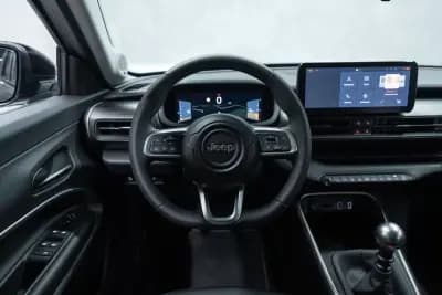 Vendo Jeep Avenger 2023 - 20950 EUR, 10000 km - AUTO.MOTO.pt