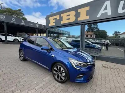 Vendo Renault Clio 2021 - 14500 EUR, 91360 km - AUTO.MOTO.pt