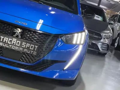 Sell Peugeot 208 2021 - 15990 EUR, 40000 km - AUTO.MOTO.pt