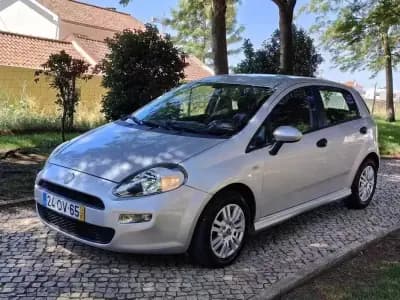 Sell Fiat Punto 2014 - 6990 EUR, 73125 km - AUTO.MOTO.pt