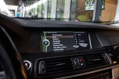 Vendo BMW 520 2010 - 11990 EUR, 252182 km - AUTO.MOTO.pt