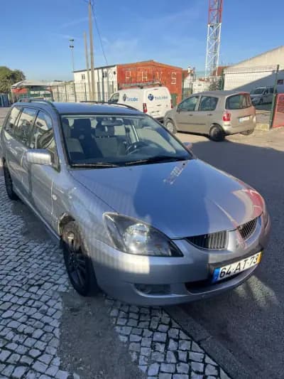 Vendo Mitsubishi Lancer SW 2005 - 3999 EUR, 235000 km - AUTO.MOTO.pt
