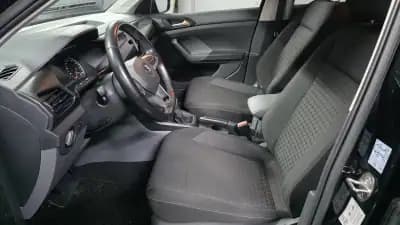 Vendo Volkswagen T-Cross 2020 - 18990 EUR, 120000 km - AUTO.MOTO.pt