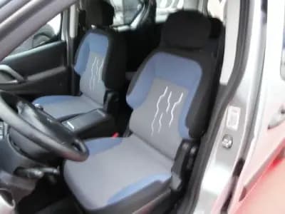 Sell Peugeot Partner 2016 - 12900 EUR, 211456 km - AUTO.MOTO.pt