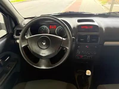 Vendo Renault Clio 2005 - 3990 EUR, 149000 km - AUTO.MOTO.pt
