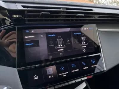 Vendo Peugeot 308 2021 - 25000 EUR, 58000 km - AUTO.MOTO.pt