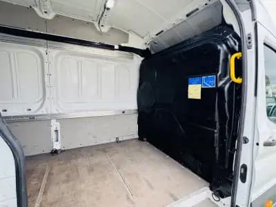 Vendo Ford Transit 2019 - 21999 EUR, 169000 km - AUTO.MOTO.pt