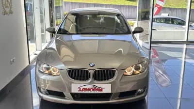 Vendo BMW 330 2007 - 19330 EUR, 59121 km - AUTO.MOTO.pt