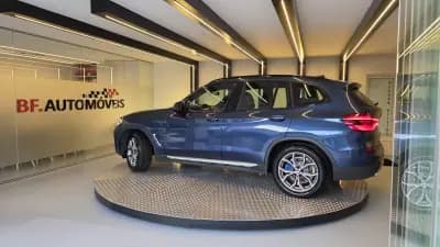 Vendo BMW X3 2018 - 26900 EUR, 209342 km - AUTO.MOTO.pt