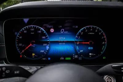 Sell Mercedes-Benz E 300 2022 - 39750 EUR, 66165 km - AUTO.MOTO.pt