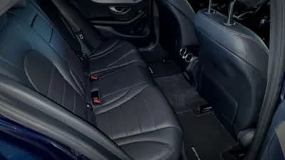 Vendo Mercedes-Benz C 220 2018 - 26800 EUR, 147000 km - AUTO.MOTO.pt