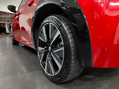 Vendo Peugeot 208 2020 - 14500 EUR, 47000 km - AUTO.MOTO.pt