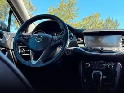 Vendo Opel Astra Sports Tourer 2016 - 9990 EUR, 170000 km - AUTO.MOTO.pt