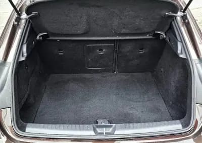 Sell Mercedes-Benz GLA 180 2015 - 21500 EUR, 160000 km - AUTO.MOTO.pt