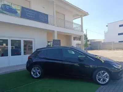 Vendo Opel Astra 2017 - 13250 EUR, 167000 km - AUTO.MOTO.pt