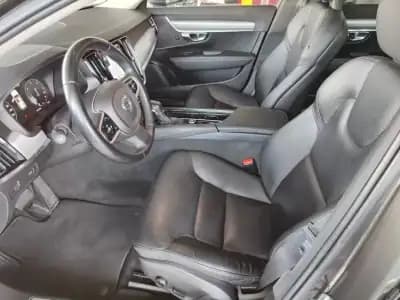 Sell Volvo V90 2018 - 20990 EUR, 188000 km - AUTO.MOTO.pt