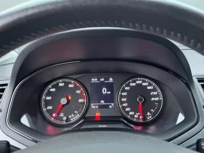 Sell SEAT Arona 2020 - 13650 EUR, 78000 km - AUTO.MOTO.pt