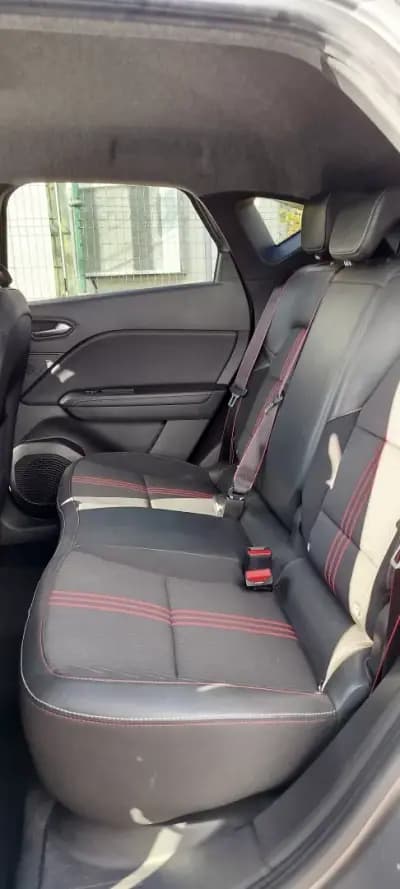 Vendo Renault Captur 2023 - 19450 EUR, 46000 km - AUTO.MOTO.pt