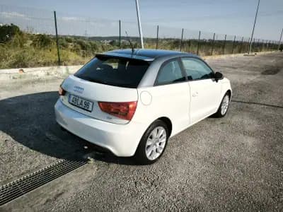 Vendo Audi A1 2010 - 9950 EUR, 236924 km - AUTO.MOTO.pt