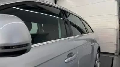 Vendo Audi A4 Avant 2008 - 9990 EUR, 300335 km - AUTO.MOTO.pt