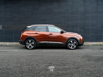 Vendo Peugeot 3008 2018 - 15990 EUR, 154712 km - AUTO.MOTO.pt