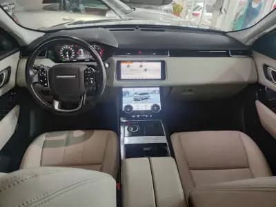 Vendo Land Rover Range Rover Velar 2018 - 34450 EUR, 154350 km - AUTO.MOTO.pt