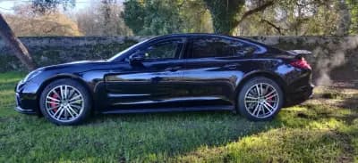 Vendo Porsche Panamera 2017 - 82499 EUR, 62500 km - AUTO.MOTO.pt