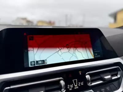 Vendo BMW 320 2022 - 31950 EUR, 89000 km - AUTO.MOTO.pt