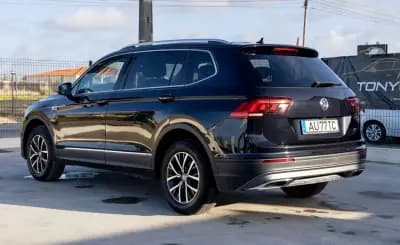 Sell Volkswagen Tiguan Allspace 2018 - 29890 EUR, 105000 km - AUTO.MOTO.pt