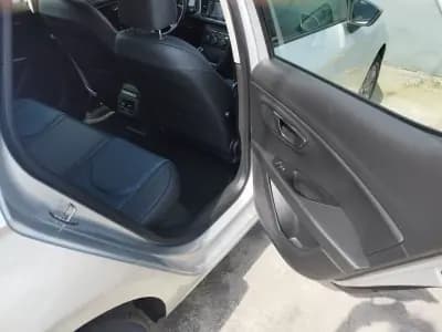 Vendo SEAT Leon 2015 - 11750 EUR, 161000 km - AUTO.MOTO.pt