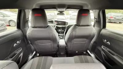 Vendo Opel Mokka-e 2023 - 23990 EUR, 9530 km - AUTO.MOTO.pt