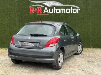 Sell Peugeot 207 2012 - 7750 EUR, 138000 km - AUTO.MOTO.pt
