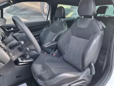 Vendo Citroën DS3 2011 - 8500 EUR, 146000 km - AUTO.MOTO.pt
