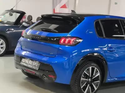 Sell Peugeot 208 2021 - 15990 EUR, 40000 km - AUTO.MOTO.pt