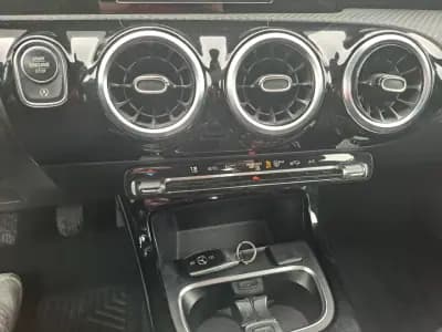 Vendo Mercedes-Benz A 180 2020 - 17950 EUR, 223684 km - AUTO.MOTO.pt