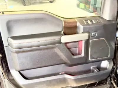 Vendo Ford F-150 2017 - 105900 EUR, 58000 km - AUTO.MOTO.pt