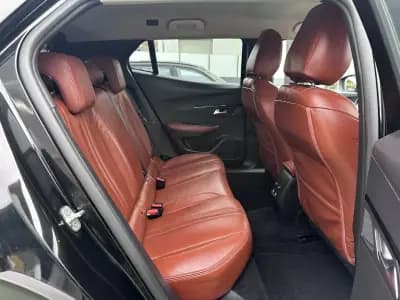 Vendo Peugeot 2008 2021 - 16900 EUR, 130000 km - AUTO.MOTO.pt