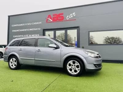 Sell Opel Astra Caravan 2005 - 3500 EUR, 300000 km - AUTO.MOTO.pt