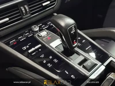 Vendo Porsche Cayenne 2018 - 53990 EUR, 150300 km - AUTO.MOTO.pt