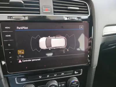 Vendo Volkswagen Golf 2018 - 18990 EUR, 120000 km - AUTO.MOTO.pt