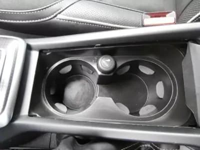 Vendo Volvo V40 2017 - 16800 EUR, 170641 km - AUTO.MOTO.pt