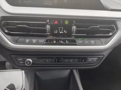 Vendo BMW 116 2021 - 21800 EUR, 97111 km - AUTO.MOTO.pt